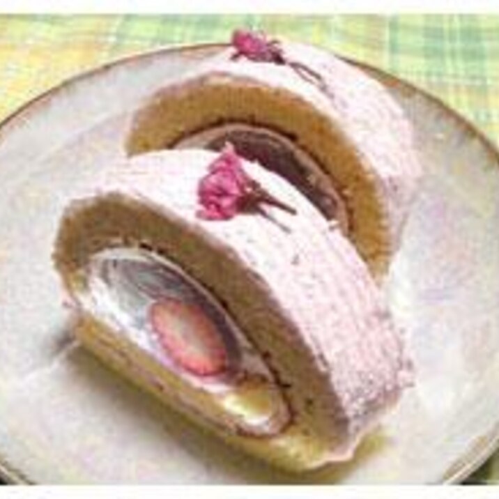 春にどうぞ♪桜餡を使ったロールケーキです。